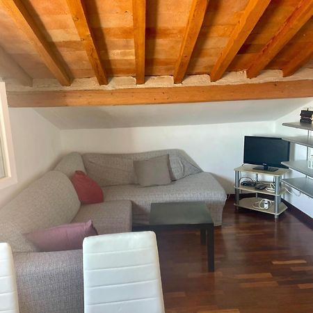 Apartmán La Finestra Sul Porto Livorno Exteriér fotografie